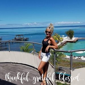 Meet your Posher, Candace